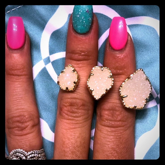 KENDRA SCOTT GOLD/IRIDESCENT DRUZY NAOMI RING - Picture 1 of 1